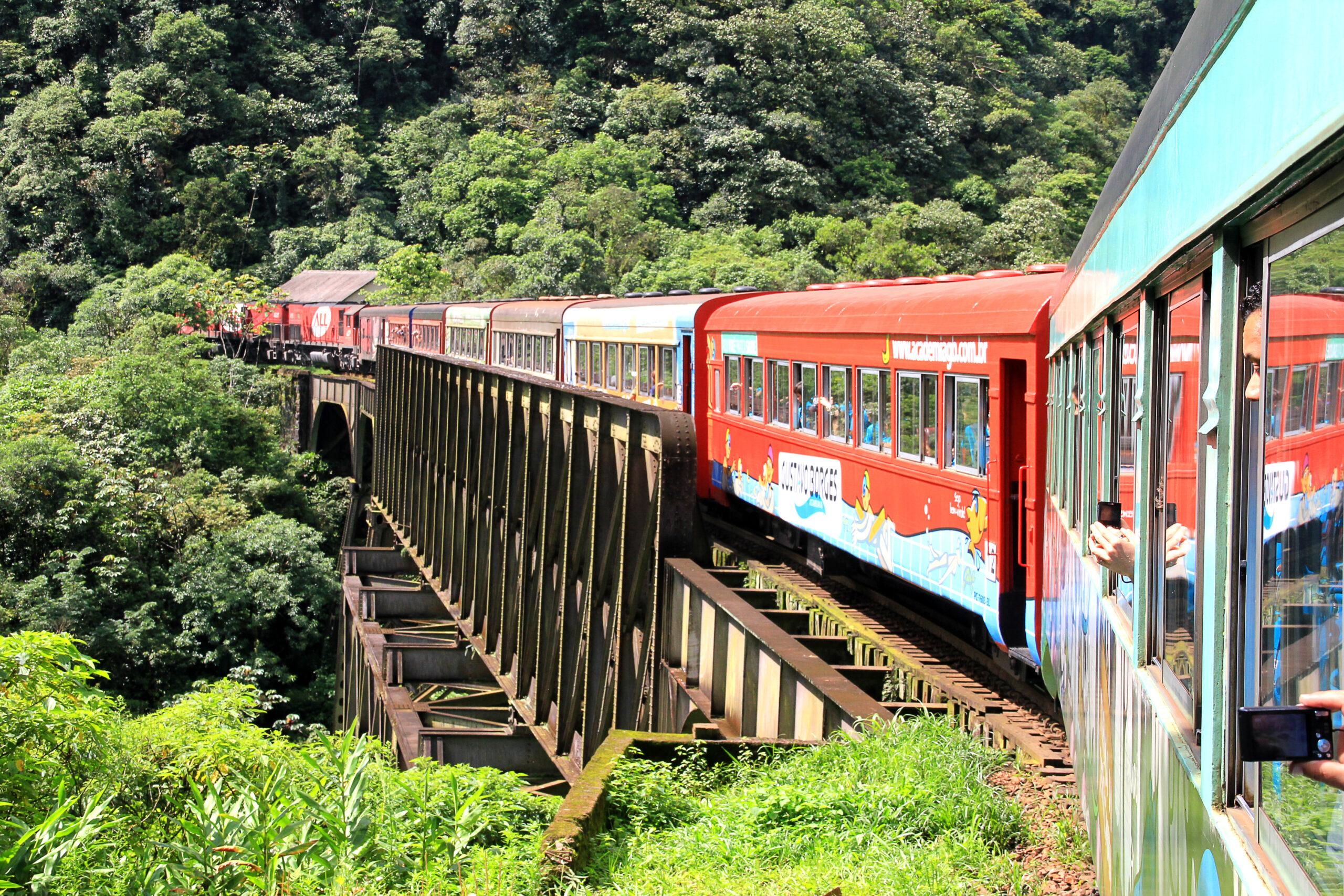 Trem-da-Serra-do-Mar-Paranaense-6