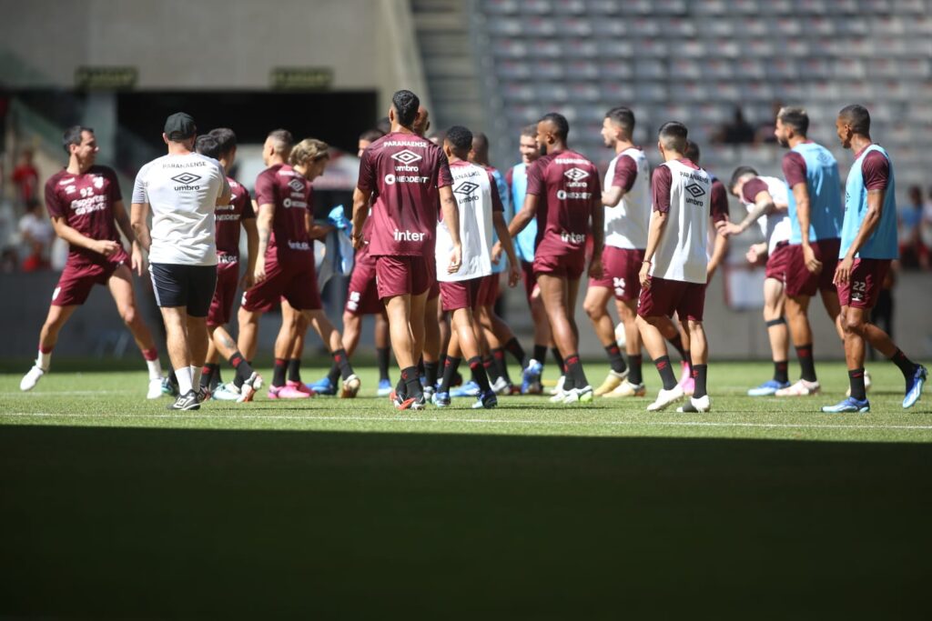 Treino do Athletico na Arena