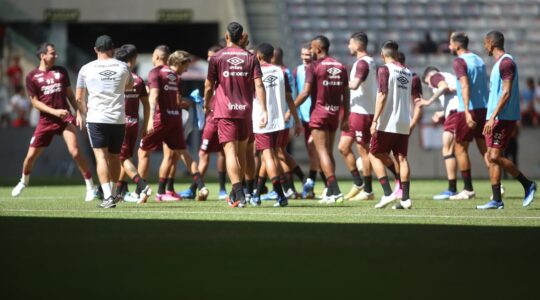 Treino do Athletico na Arena