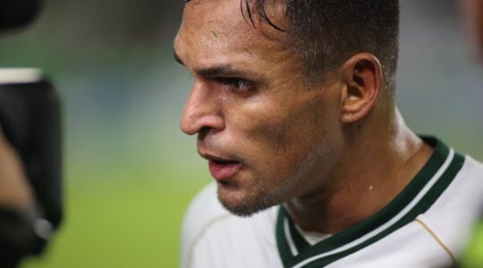 O atacante Robson: escalação do Coritiba