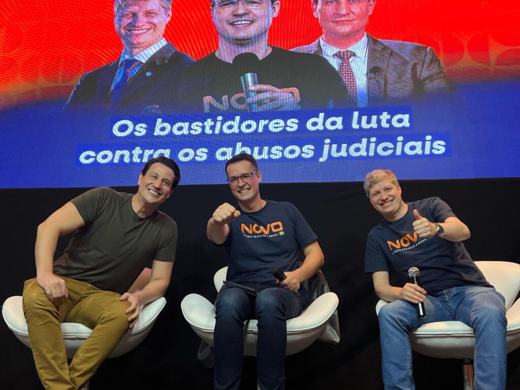 novo 4