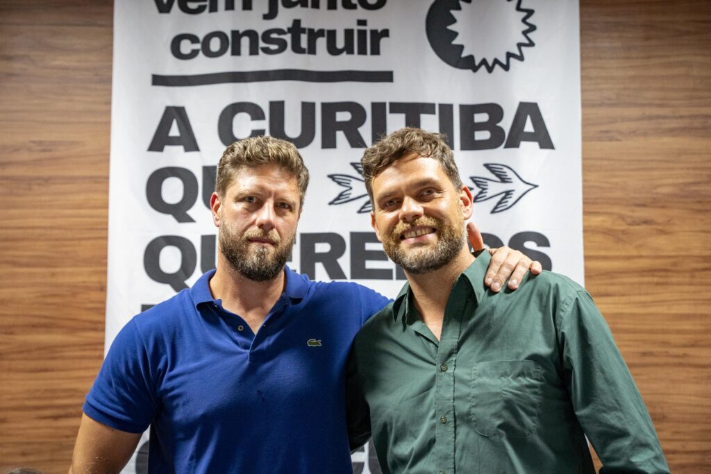 requiao-e-goura