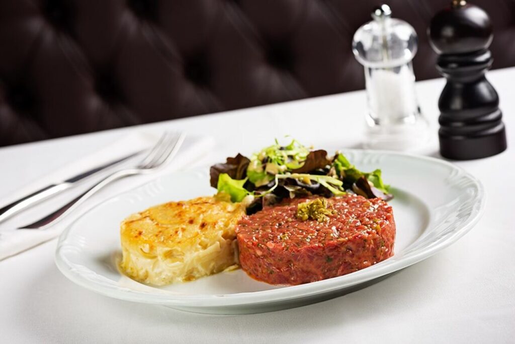 tartar mignon com batatas gratinadas – 1 (1)_Easy-Resize.com