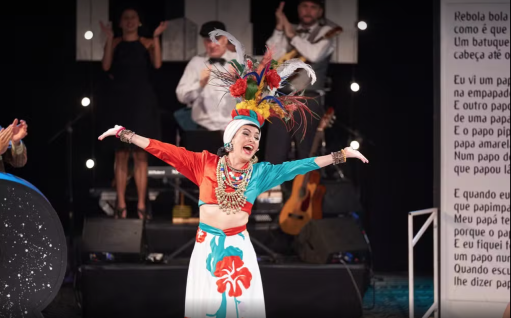 Carmen-a-Grande-Pequena-Notável