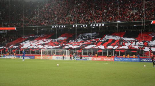 Torcida do Athletico na Arena: ingressos