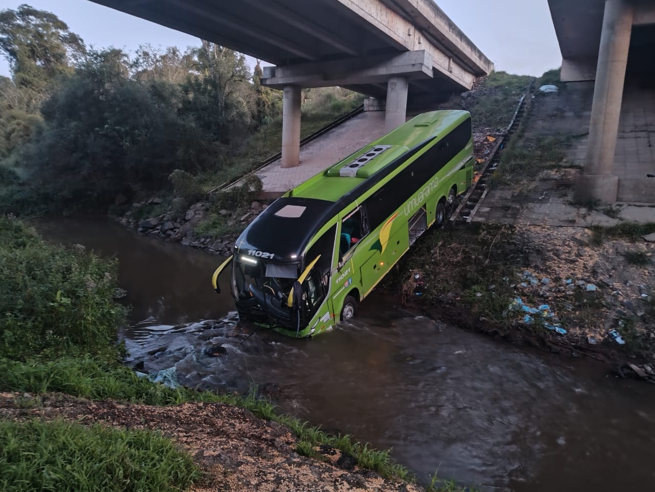 acidente onibus