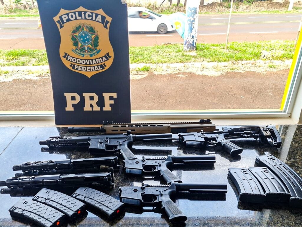 armas e espingardas