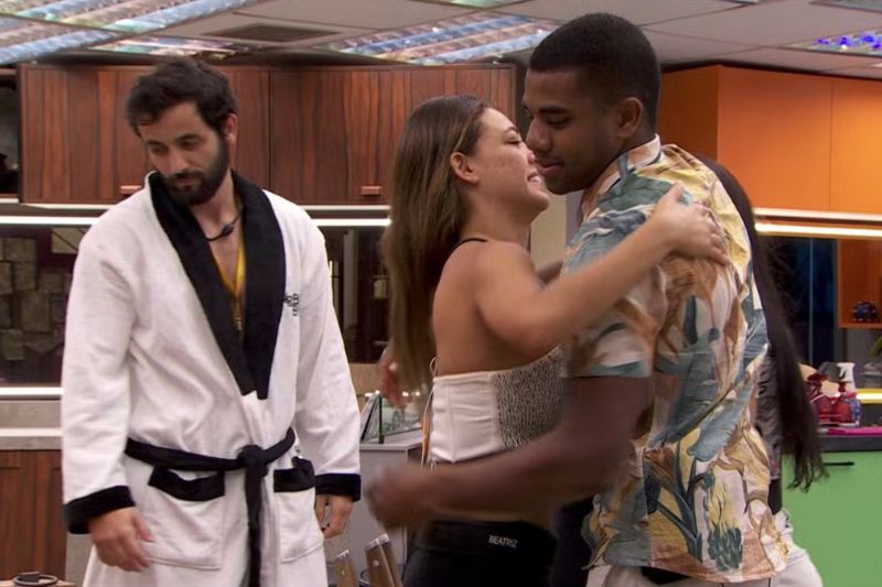 bbb, bbb 24, bbb24, big brother brasil, como assistir, ao vivo, online, grátis, agora, 10-04