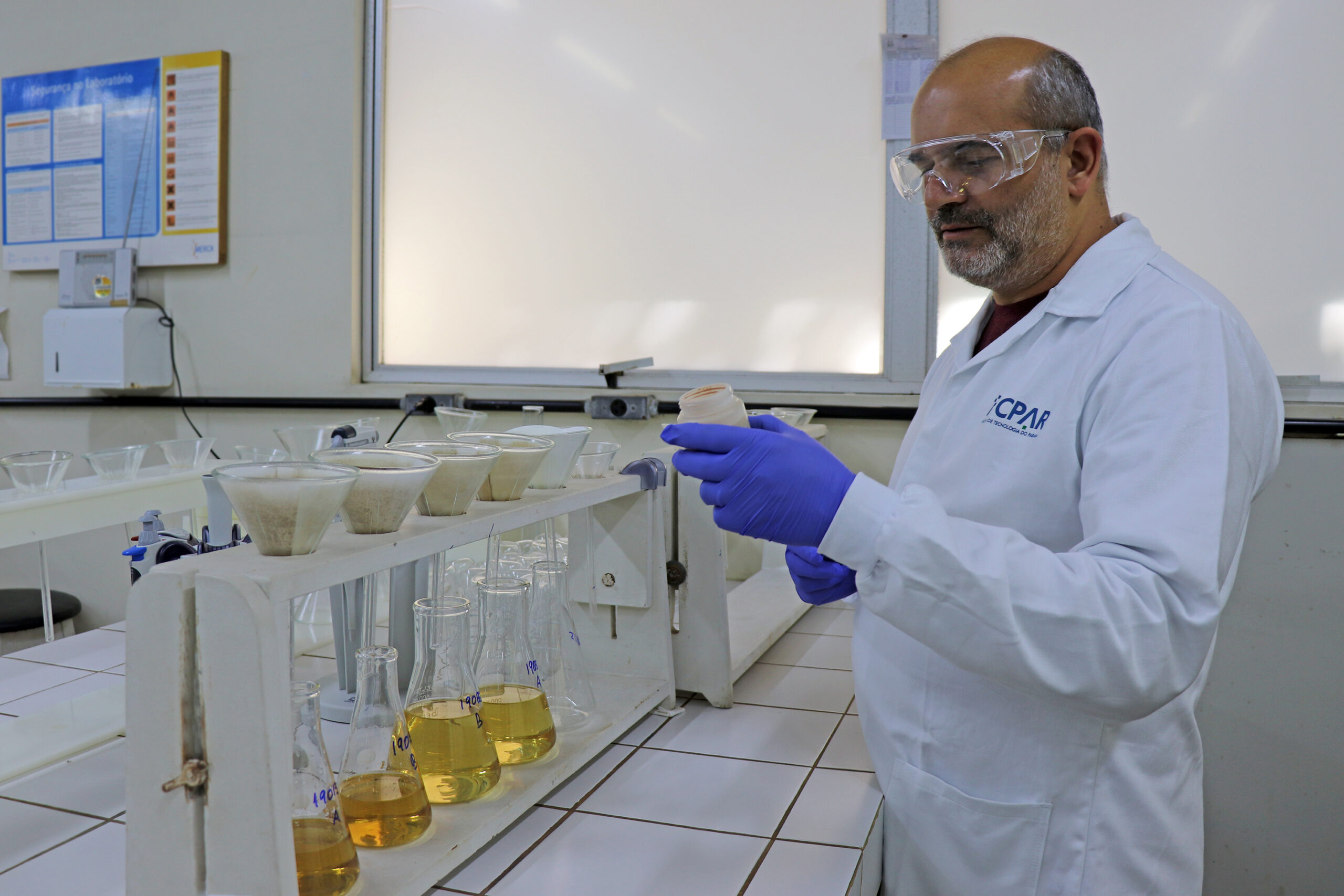 laboratorios_do_tecpar_-_analise_de_solo_1