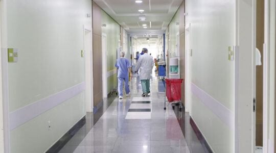 CORREDOR DE HOSPITAL