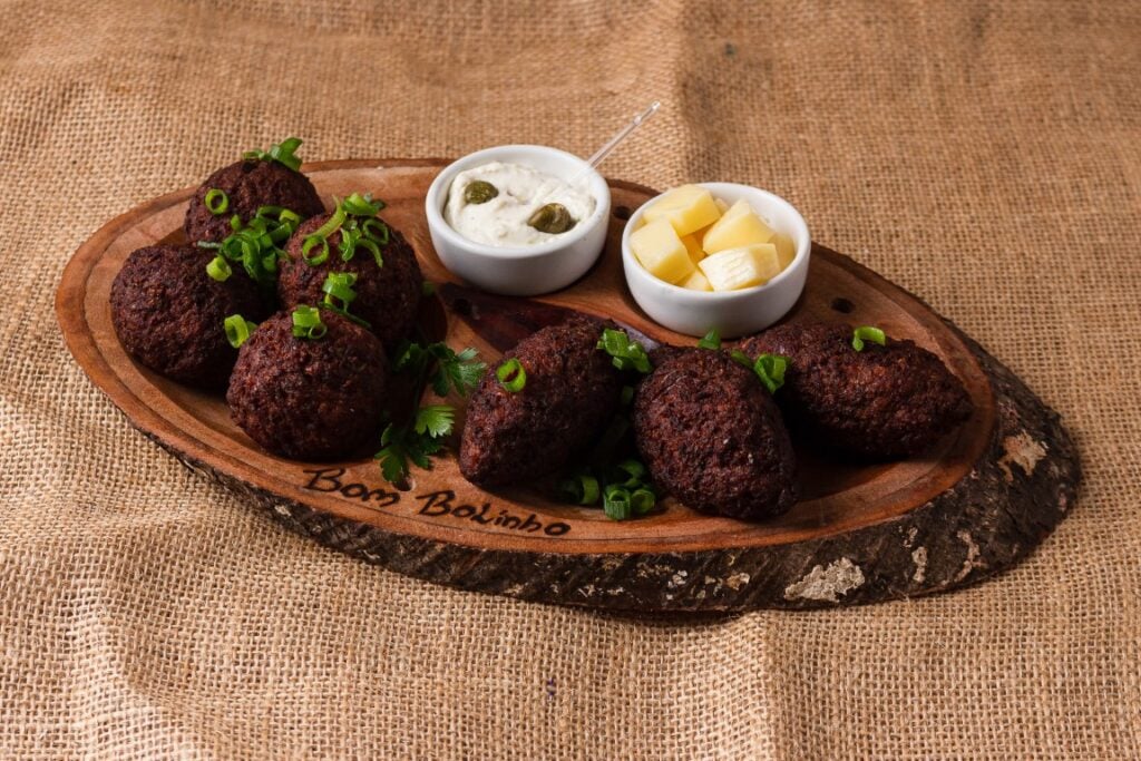BOM-BOLINHO-SABORES-RUSTICOS-Curitiba-2024-Gero-Hoffmann-22–Medio-