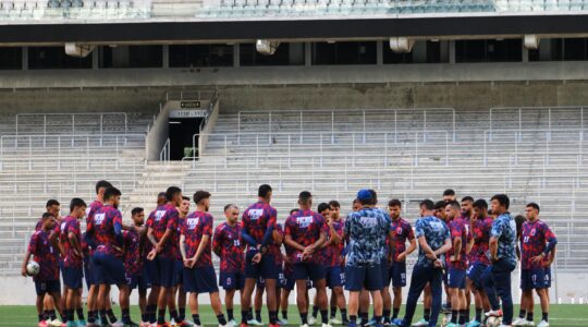 Paraná Clube treina na Ligga Arena