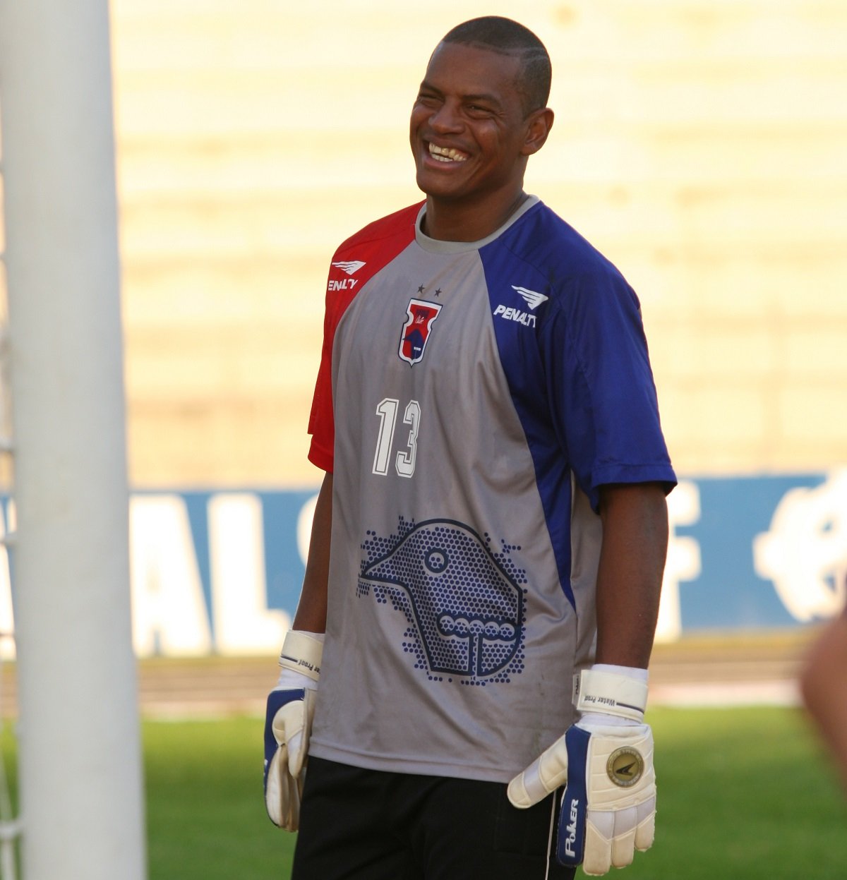 O goleiro Flávio Pantera, em treino do Paraná Clube