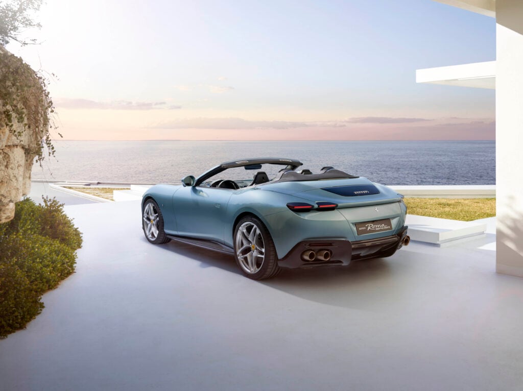 Ferrari_Roma_Spider_1-1