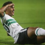 O volante Everton Morelli: ex-Coritiba e hoje no Criciúma