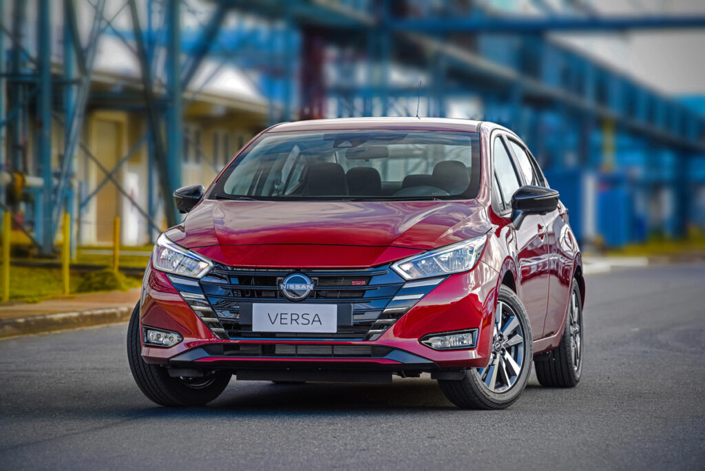 Nissan Versa SR