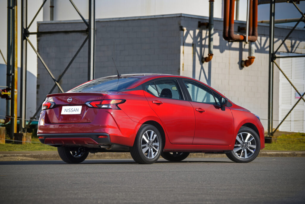 Nissan Versa SR