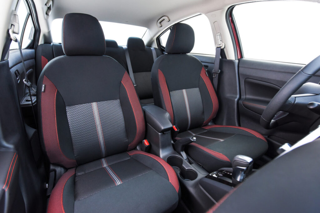 Nissan Versa SR