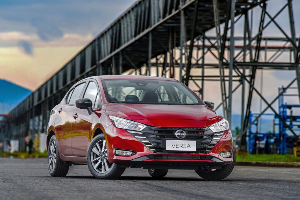 Nissan Versa SR