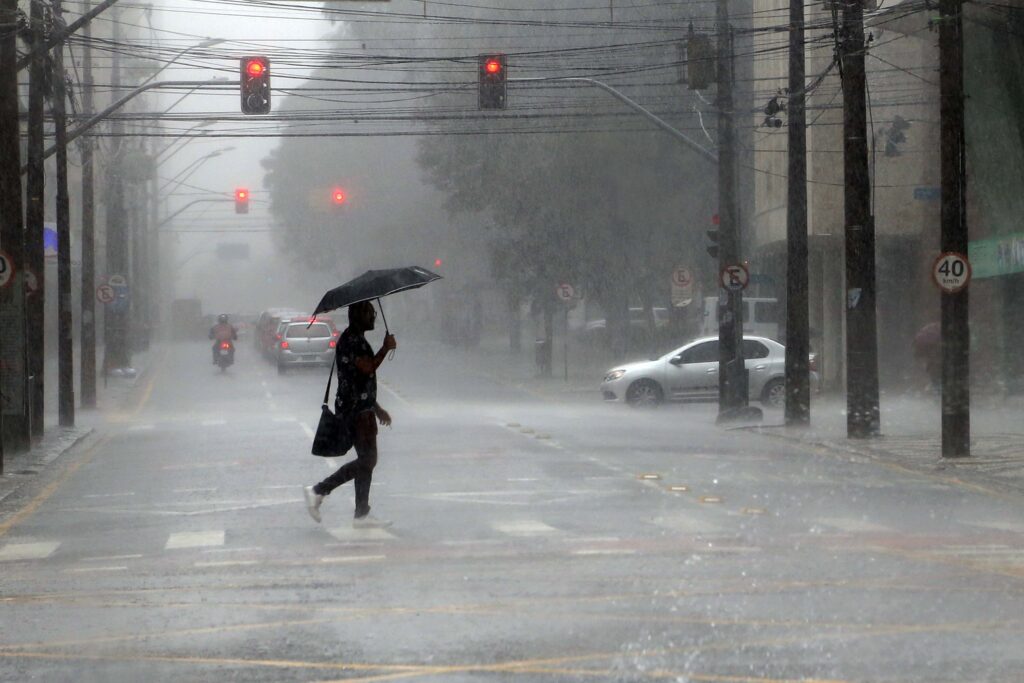 curitiba__chuva003