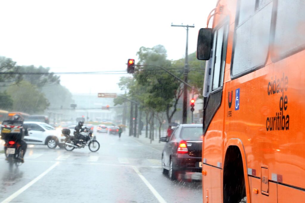 curitiba__chuva017
