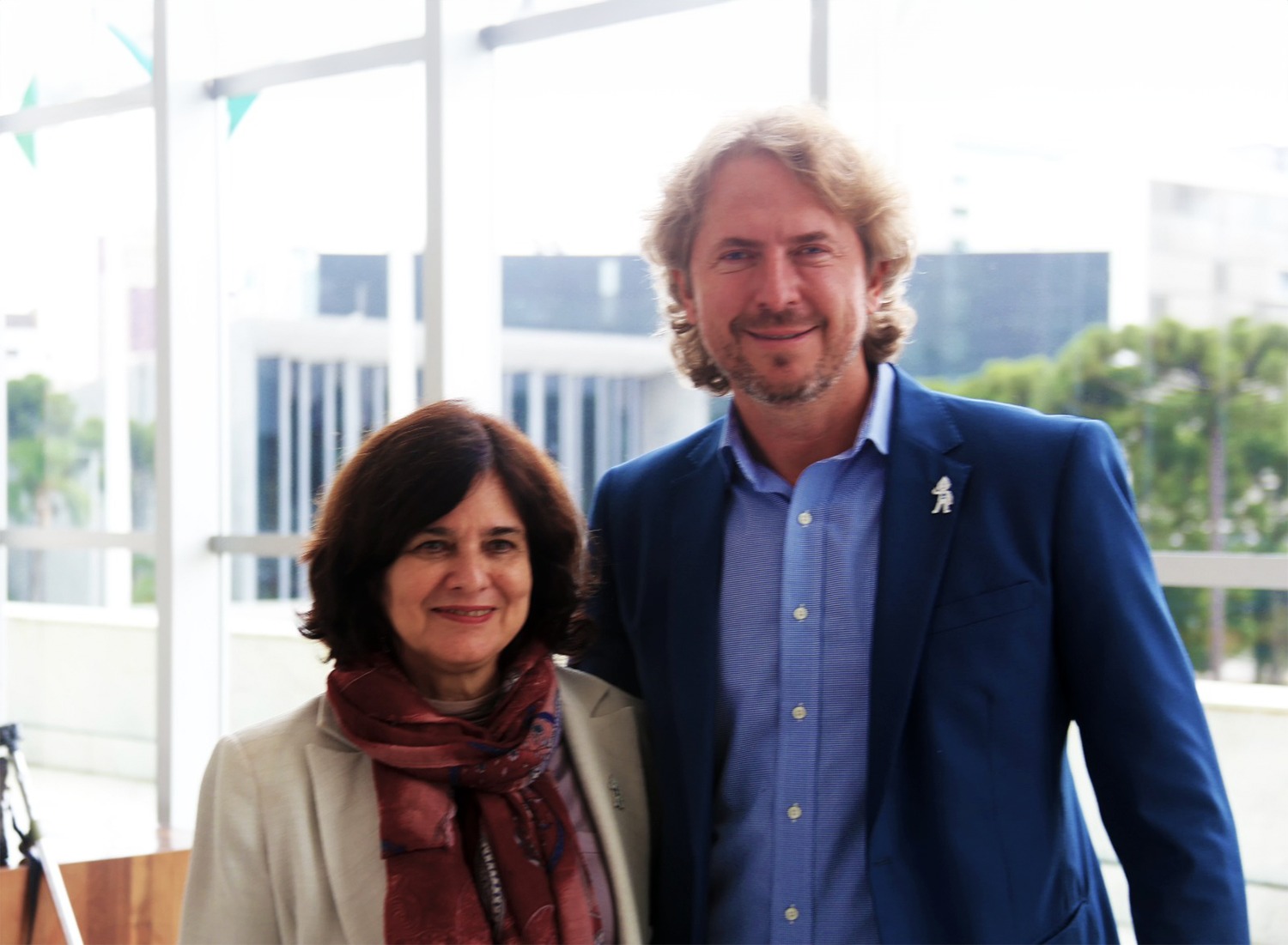 ministra da saúde em curitiba com zeca dirceu