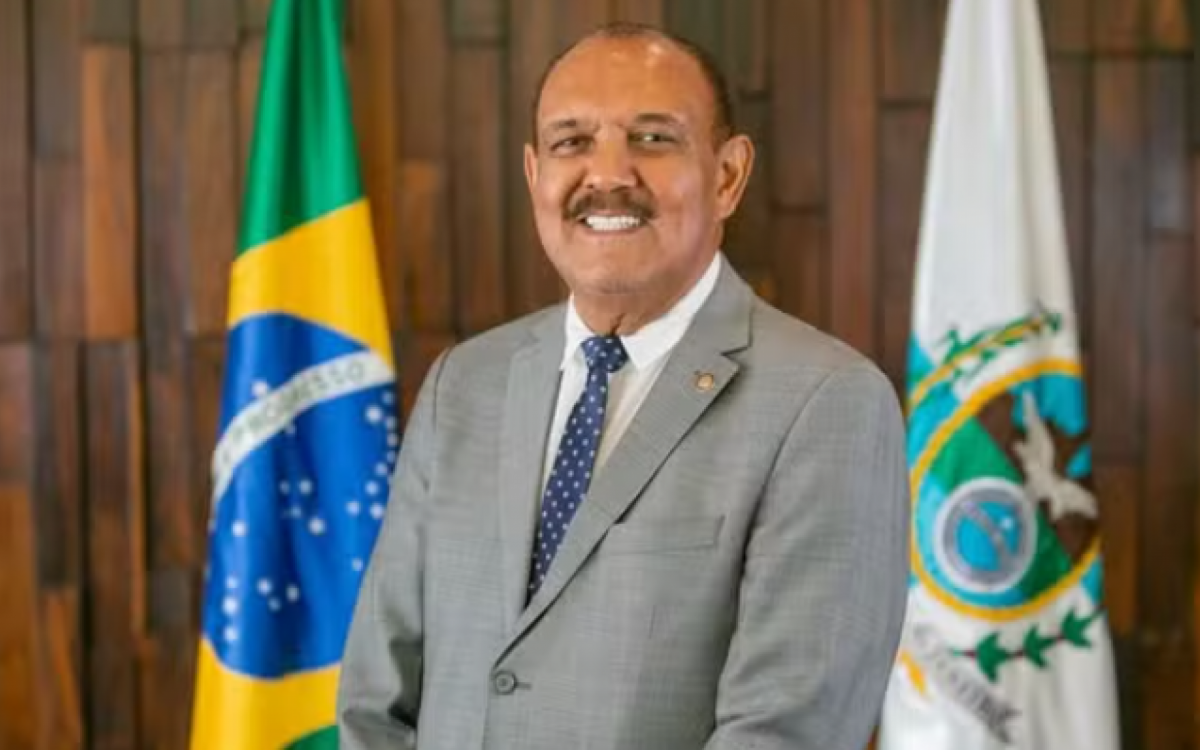 otoni de paula