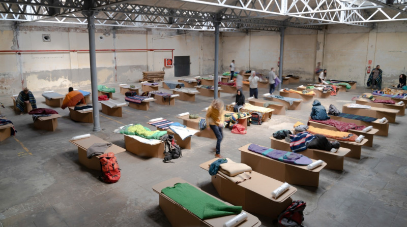 Fab Lab de Curitiba realiza Hackathon de 12 dias que vai criar soluções em papelão para emergências públicas. (Foto: Divulgação/Humanitaria)
