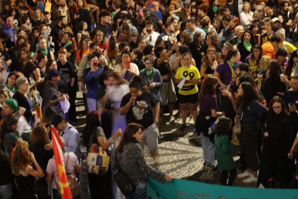 14protesto04
