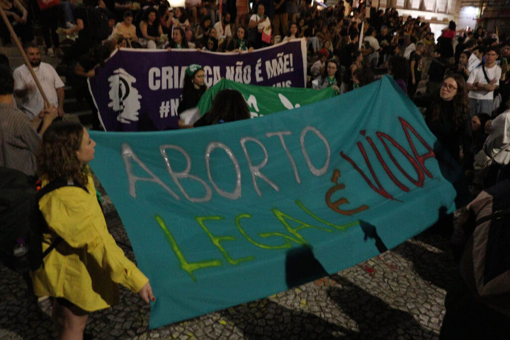 14protesto06