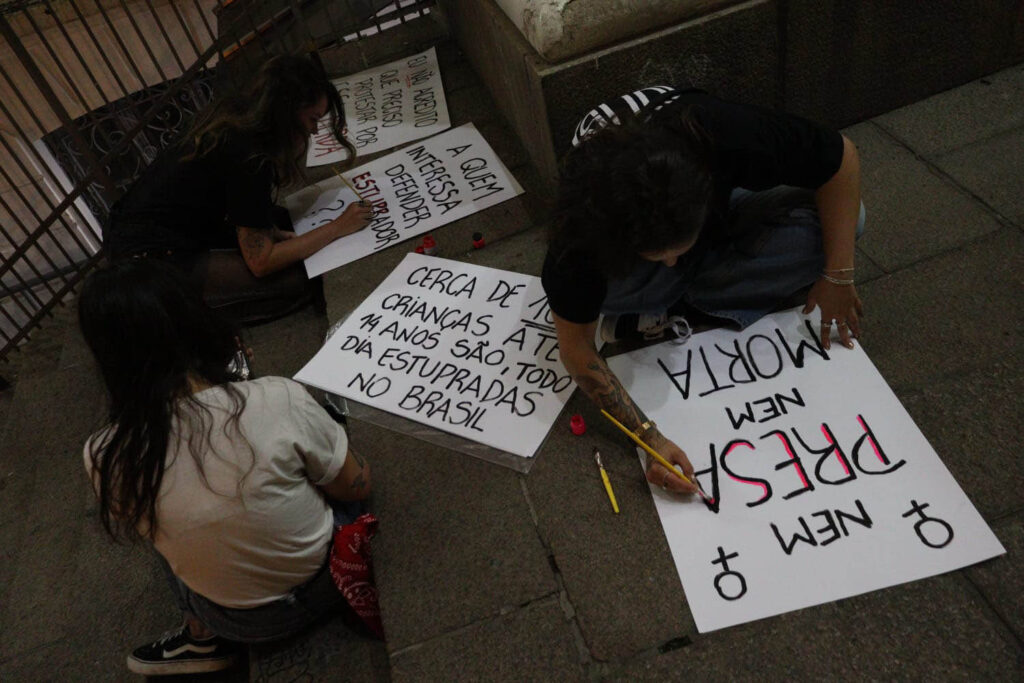 14protesto07