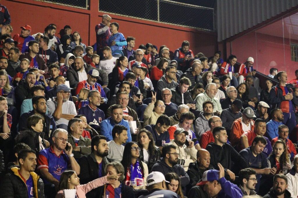 21parana03