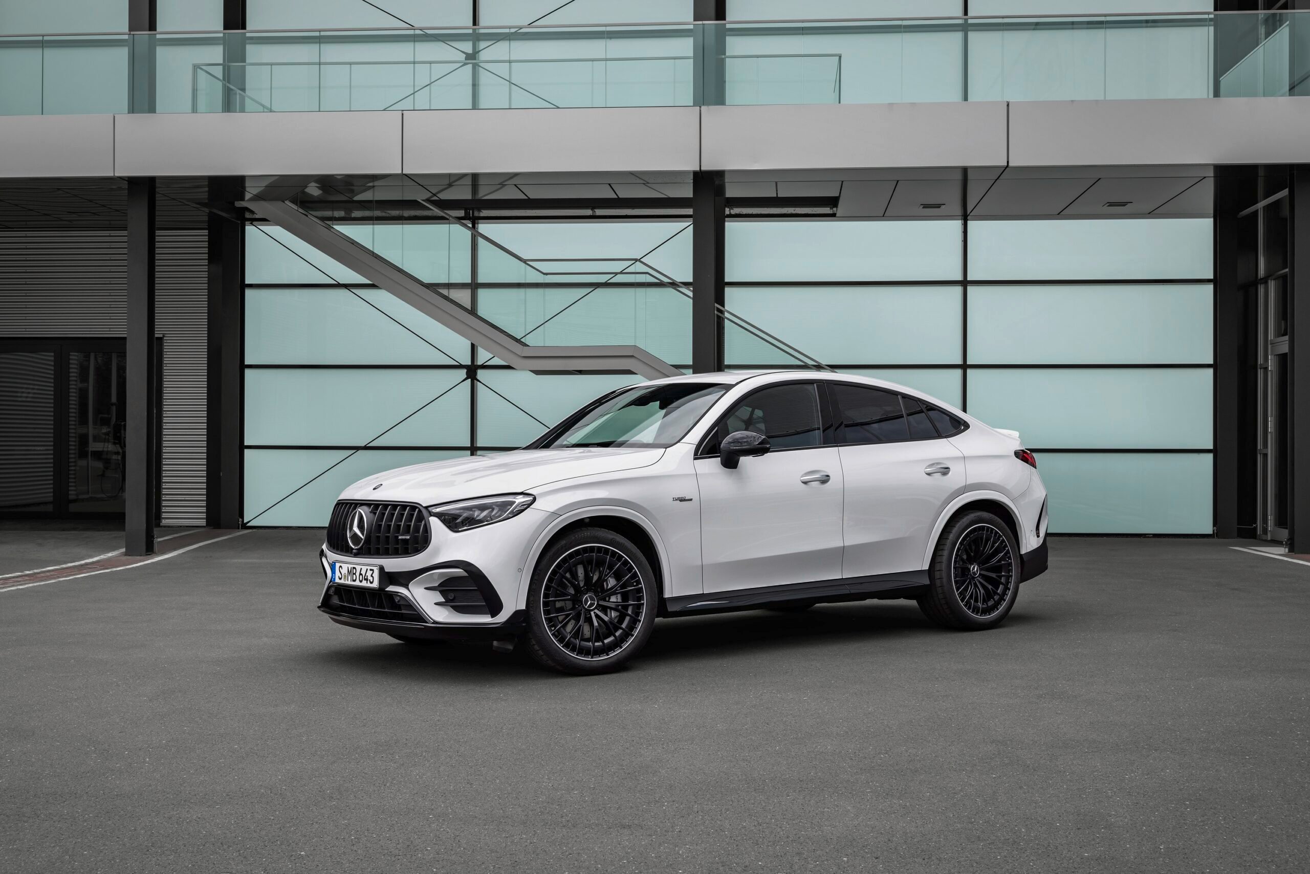 Mercedes-AMG GLC 43 4MATIC Coupé Mercedes-AMG GLC 43 4MATIC Coupé