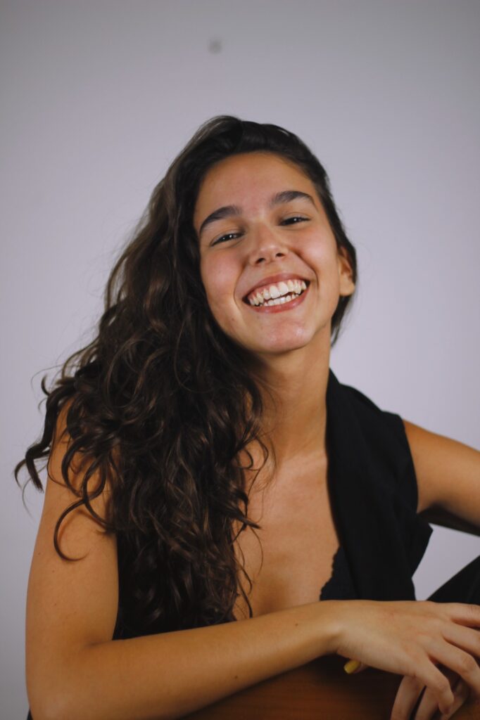 Beatriz-Linhales