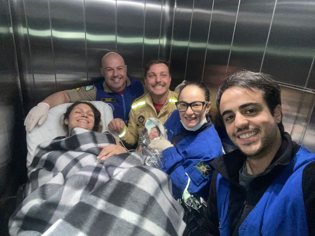 Criança nasce a caminho do hospital