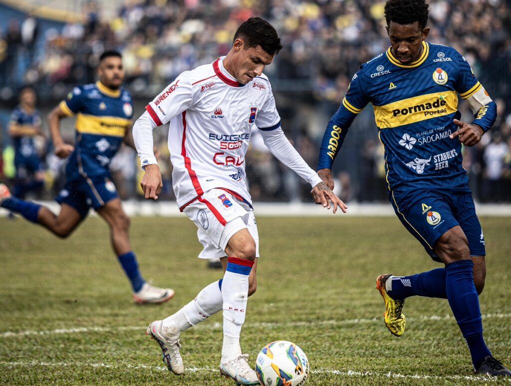 Iguaçu 0x0 Paraná Clube