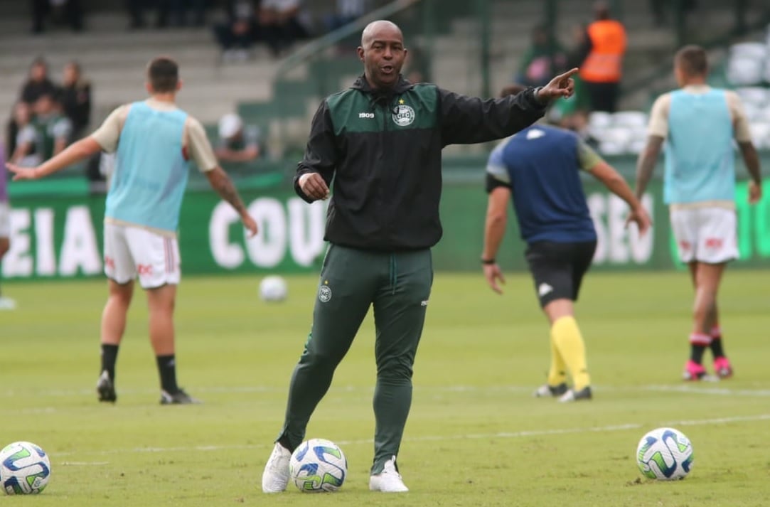 Reginaldo Nascimento em treino do Coritiba