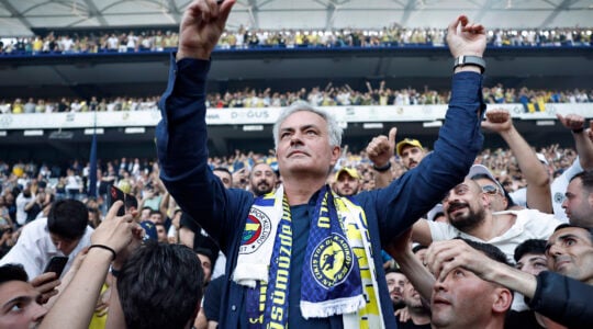 José Mourinho na chegada ao Fenerbahçe
