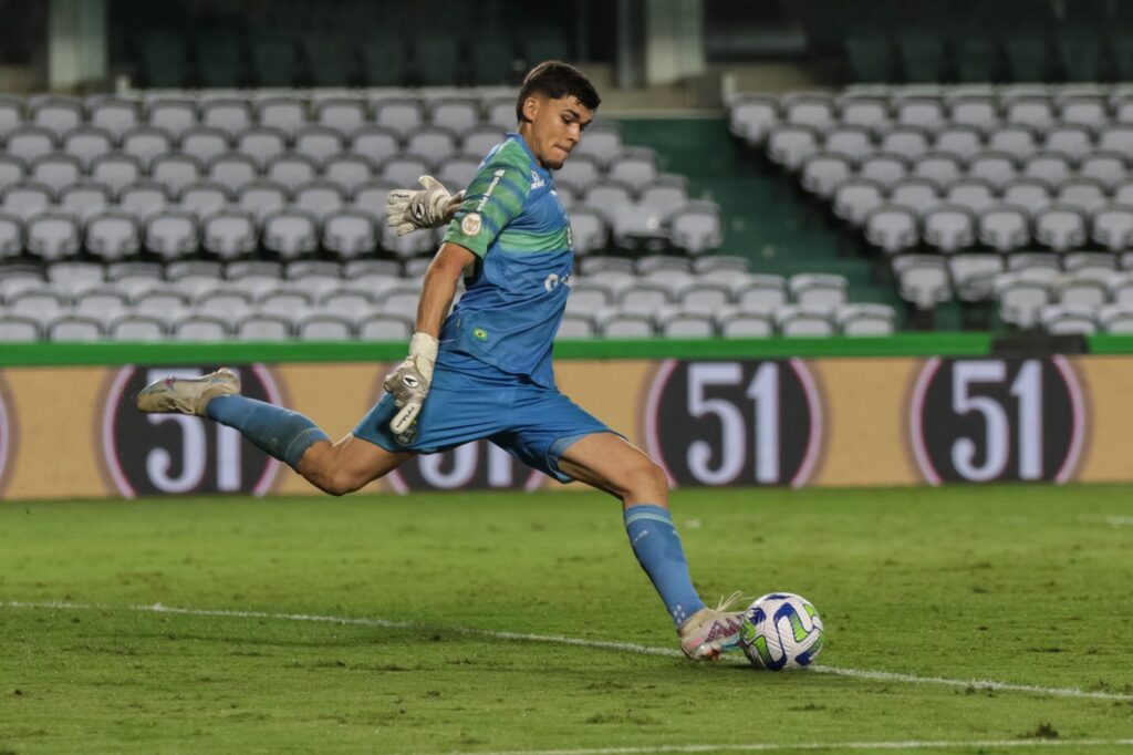 Coritiba também possui a menor média de idade da Série B 2024