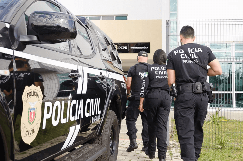 Polícia Civil do Parana faz operação contra tráfico de armas