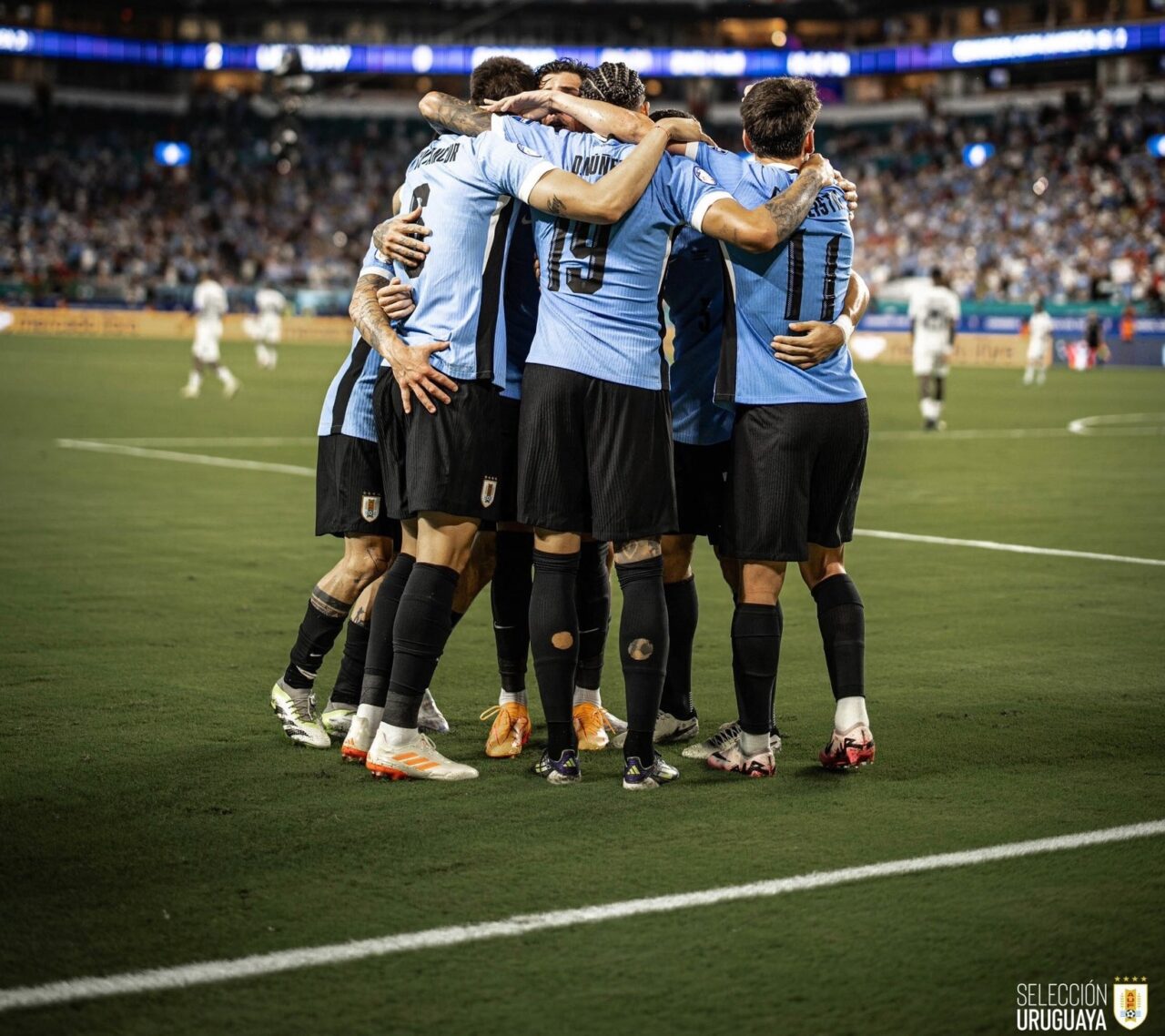 Uruguaios comemoram