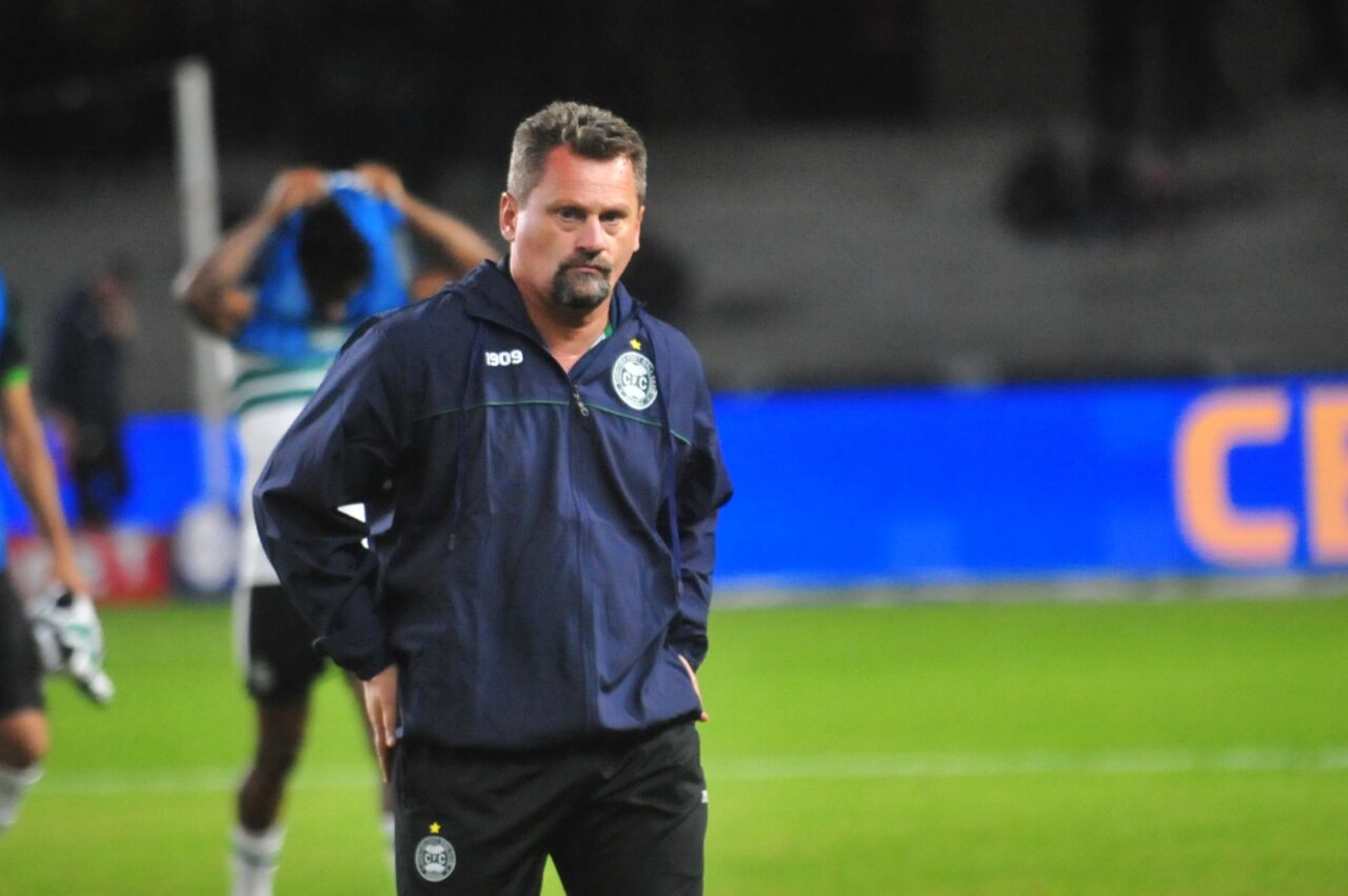 O técnico do Coritiba, Fábio Matias