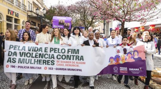 caminhada-em-curitiba-feminicidio