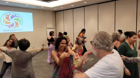 facilitadores_de_biodanca_da_abraca