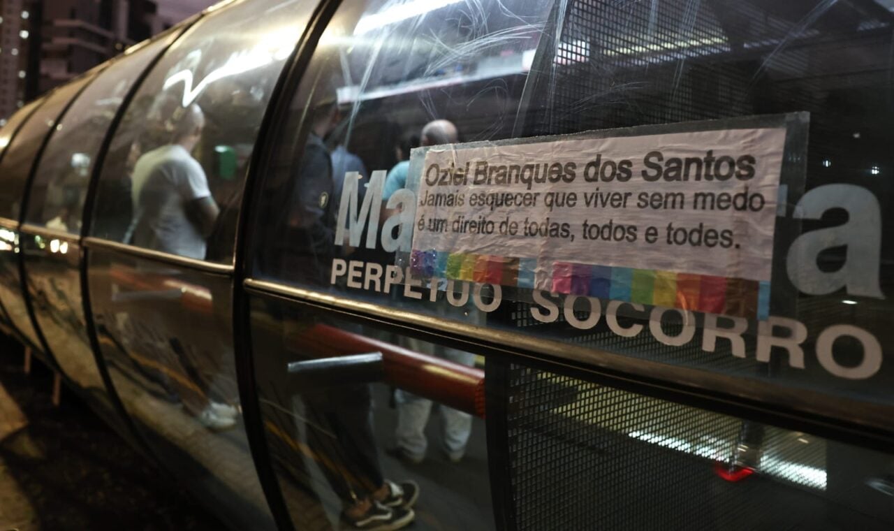 homenagem a homem que morreu defendendo casal lgbti