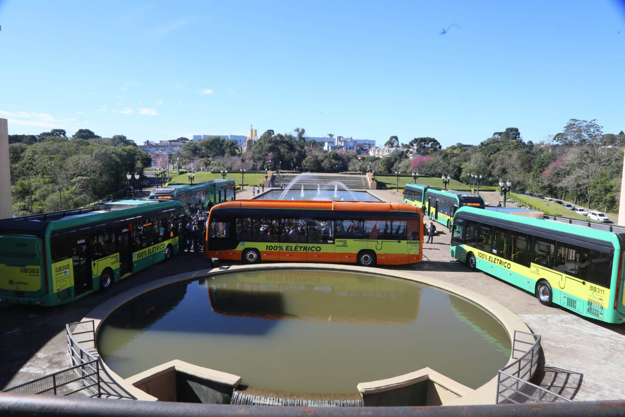 onibus eletricos