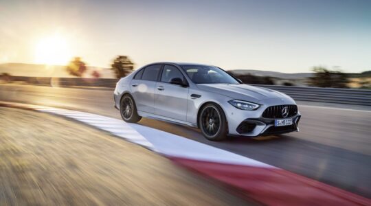Mercedes-AMG C 63 S E PERFORMANCE Limousine und T-Modell // Merc