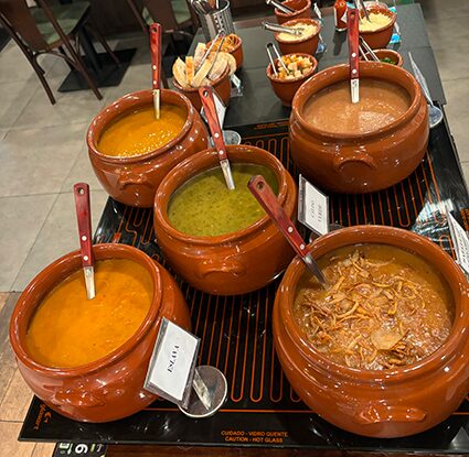 Buffet de Sopas do Bar Nacional – foto Joao Nunes (1)