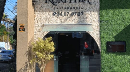 Conheça restaurante de Curitiba que ganhou prêmio como melhor buffet por quilo do Brasil