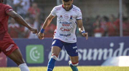 Rio Branco e Paraná Clube em Paranaguá